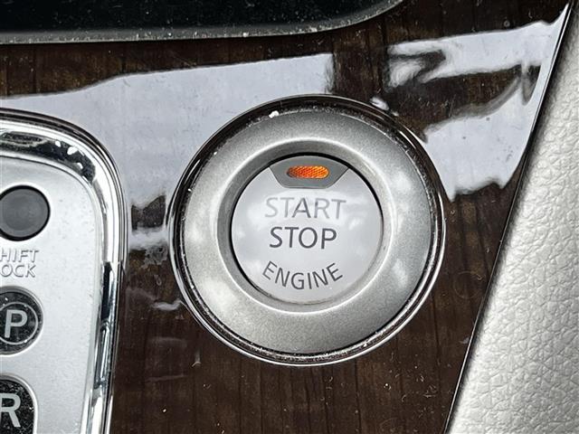 セレナ 20G 純正HDDナビ 横滑り防止装置 クルーズコントロール バックカメラ ビルトインETC ドライブレコーダー アイドリングストップ ECOMODE 両側パワースライドドア 革巻きステアリング スマートキー(24枚目)