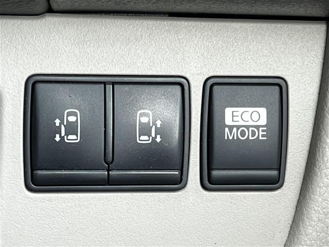 セレナ 20G 純正HDDナビ 横滑り防止装置 クルーズコントロール バックカメラ ビルトインETC ドライブレコーダー アイドリングストップ ECOMODE 両側パワースライドドア 革巻きステアリング スマートキー(28枚目)