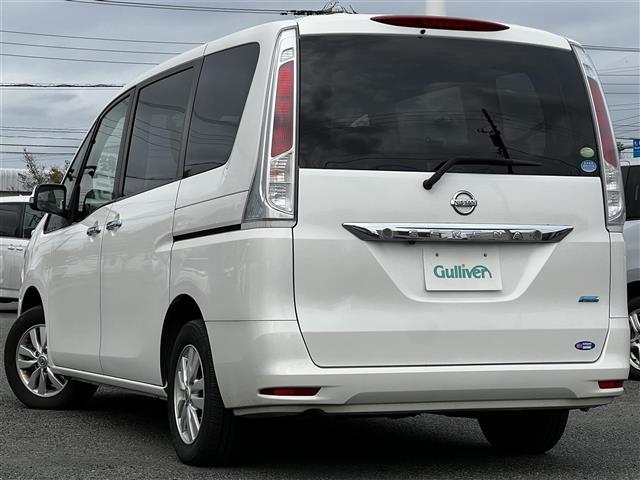 セレナ 20G 純正HDDナビ 横滑り防止装置 クルーズコントロール バックカメラ ビルトインETC ドライブレコーダー アイドリングストップ ECOMODE 両側パワースライドドア 革巻きステアリング スマートキー(43枚目)