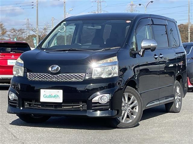 ヴォクシー ZS 煌III ワンオーナー 寒冷地仕様 純正ディーラーOPナビ バックカメラ ワイパーデアイサー センターデフロック 両側パワースライドドア ハーフレザーシート 革巻きステアリング ステアリングリモコン HID(6枚目)