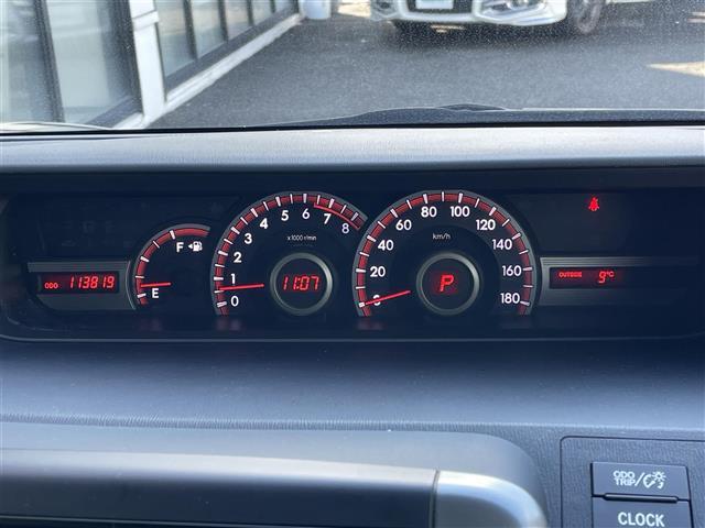 ヴォクシー ZS 煌III ワンオーナー 寒冷地仕様 純正ディーラーOPナビ バックカメラ ワイパーデアイサー センターデフロック 両側パワースライドドア ハーフレザーシート 革巻きステアリング ステアリングリモコン HID(17枚目)
