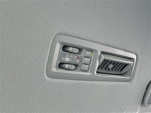 ヴォクシー ZS 煌III ワンオーナー 寒冷地仕様 純正ディーラーOPナビ バックカメラ ワイパーデアイサー センターデフロック 両側パワースライドドア ハーフレザーシート 革巻きステアリング ステアリングリモコン HID(34枚目)