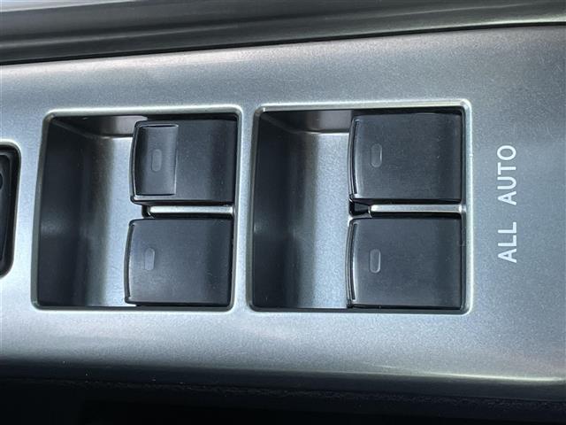 ヴォクシー ZS 煌III ワンオーナー 寒冷地仕様 純正ディーラーOPナビ バックカメラ ワイパーデアイサー センターデフロック 両側パワースライドドア ハーフレザーシート 革巻きステアリング ステアリングリモコン HID(37枚目)