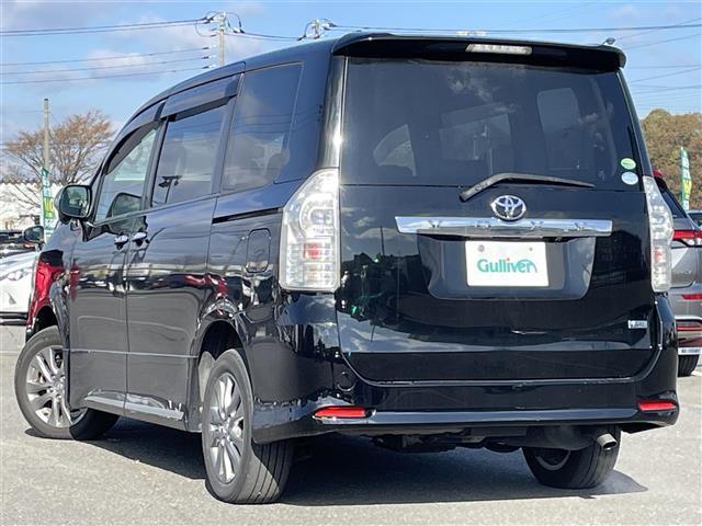 ヴォクシー ZS 煌III ワンオーナー 寒冷地仕様 純正ディーラーOPナビ バックカメラ ワイパーデアイサー センターデフロック 両側パワースライドドア ハーフレザーシート 革巻きステアリング ステアリングリモコン HID(43枚目)