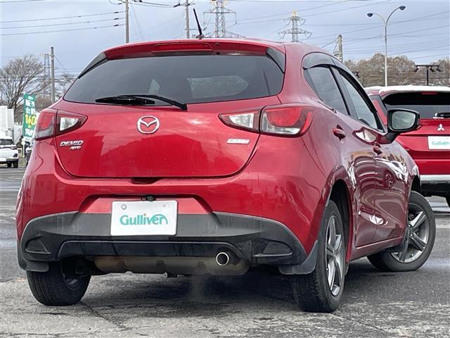 デミオ XDツーリング Lパッケージ 純正メモリーナビ 衝突被害軽減ブレーキ 横滑り防止装置 クルーズコントロール ビルトインETC アイドリングストップ ハーフレザーシート 革巻きステアリング ステアリングリモコン パドルシフト(7枚目)