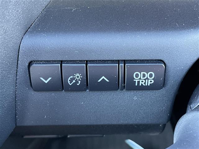 アルファード 2.5S 社外SDナビ 社外フリップダウンモニター トヨタセーフティセンス 衝突被害軽減ブレーキ 横滑り防止装置 レーダークルーズコントロール レーンキープアシスト クリアランスソナー バックカメラ(28枚目)