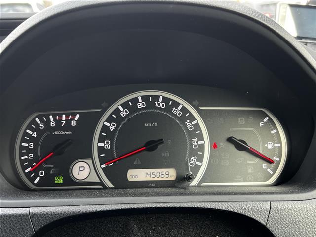 ヴォクシー Ｘ　Ｃパッケージ　寒冷地仕様　純正ＳＤナビ　横滑り防止装置　バックカメラ　ビルトインＥＴＣ　ドライブレコーダー　ワイパーデアイサー　ＥＶＭＯＤＥ　ＥＣＯＭＯＤＥ　ＰＷＲＭＯＤＥ　片側パワースライドドア　ＭＴモード付ＡＴ（18枚目）