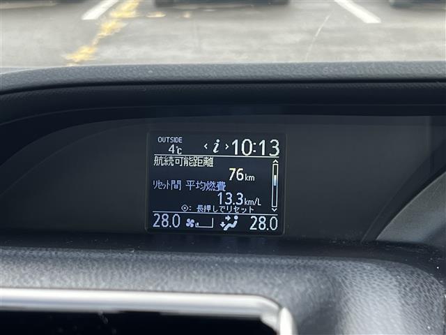 ヴォクシー Ｘ　Ｃパッケージ　寒冷地仕様　純正ＳＤナビ　横滑り防止装置　バックカメラ　ビルトインＥＴＣ　ドライブレコーダー　ワイパーデアイサー　ＥＶＭＯＤＥ　ＥＣＯＭＯＤＥ　ＰＷＲＭＯＤＥ　片側パワースライドドア　ＭＴモード付ＡＴ（19枚目）