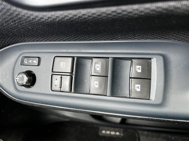 ヴォクシー Ｘ　Ｃパッケージ　寒冷地仕様　純正ＳＤナビ　横滑り防止装置　バックカメラ　ビルトインＥＴＣ　ドライブレコーダー　ワイパーデアイサー　ＥＶＭＯＤＥ　ＥＣＯＭＯＤＥ　ＰＷＲＭＯＤＥ　片側パワースライドドア　ＭＴモード付ＡＴ（38枚目）