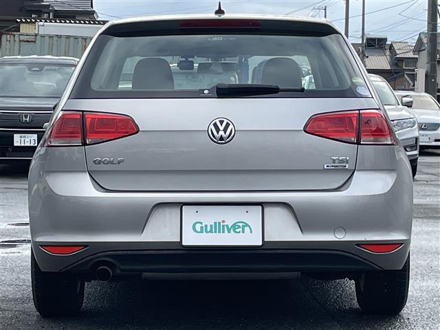 ゴルフ ＴＳＩコンフォートラインブルーモーションテクノロジー　純正メーカーナビ　クルーズコントロール　バックカメラ　ビルトインＥＴＣ　ドライブレコーダー　アイドリングストップ　ステアリングリモコン　パドルシフト　電動パーキング　オートブレーキホールド　ＨＩＤ（3枚目）