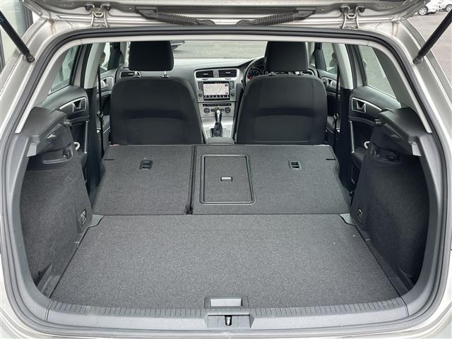 ゴルフ ＴＳＩコンフォートラインブルーモーションテクノロジー　純正メーカーナビ　クルーズコントロール　バックカメラ　ビルトインＥＴＣ　ドライブレコーダー　アイドリングストップ　ステアリングリモコン　パドルシフト　電動パーキング　オートブレーキホールド　ＨＩＤ（15枚目）