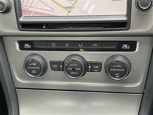 ゴルフ ＴＳＩコンフォートラインブルーモーションテクノロジー　純正メーカーナビ　クルーズコントロール　バックカメラ　ビルトインＥＴＣ　ドライブレコーダー　アイドリングストップ　ステアリングリモコン　パドルシフト　電動パーキング　オートブレーキホールド　ＨＩＤ（20枚目）