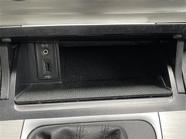 ゴルフ ＴＳＩコンフォートラインブルーモーションテクノロジー　純正メーカーナビ　クルーズコントロール　バックカメラ　ビルトインＥＴＣ　ドライブレコーダー　アイドリングストップ　ステアリングリモコン　パドルシフト　電動パーキング　オートブレーキホールド　ＨＩＤ（23枚目）