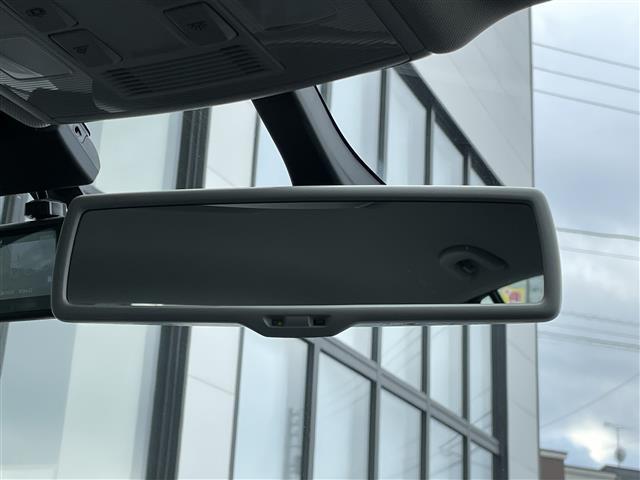 ゴルフ ＴＳＩコンフォートラインブルーモーションテクノロジー　純正メーカーナビ　クルーズコントロール　バックカメラ　ビルトインＥＴＣ　ドライブレコーダー　アイドリングストップ　ステアリングリモコン　パドルシフト　電動パーキング　オートブレーキホールド　ＨＩＤ（29枚目）