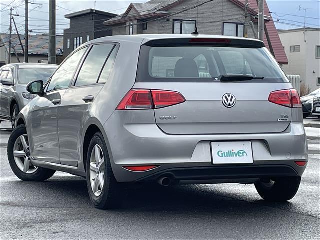 ゴルフ ＴＳＩコンフォートラインブルーモーションテクノロジー　純正メーカーナビ　クルーズコントロール　バックカメラ　ビルトインＥＴＣ　ドライブレコーダー　アイドリングストップ　ステアリングリモコン　パドルシフト　電動パーキング　オートブレーキホールド　ＨＩＤ（43枚目）