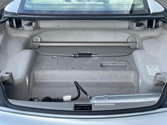 ＳＣ ＳＣ４３０　純正ナビ【ＣＤ／ＭＤ／ＡＵＸ／ＴＶ】マークレビンソン／バックカメラ／レザーシート／前席シートヒーター／前席パワーシート／シートメモリ／ＬＥＤ／フォグランプ／オートライト／エアサス【カズサス】（16枚目）