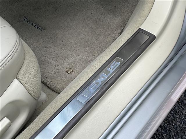 ＳＣ ＳＣ４３０　純正ナビ【ＣＤ／ＭＤ／ＡＵＸ／ＴＶ】マークレビンソン／バックカメラ／レザーシート／前席シートヒーター／前席パワーシート／シートメモリ／ＬＥＤ／フォグランプ／オートライト／エアサス【カズサス】（31枚目）