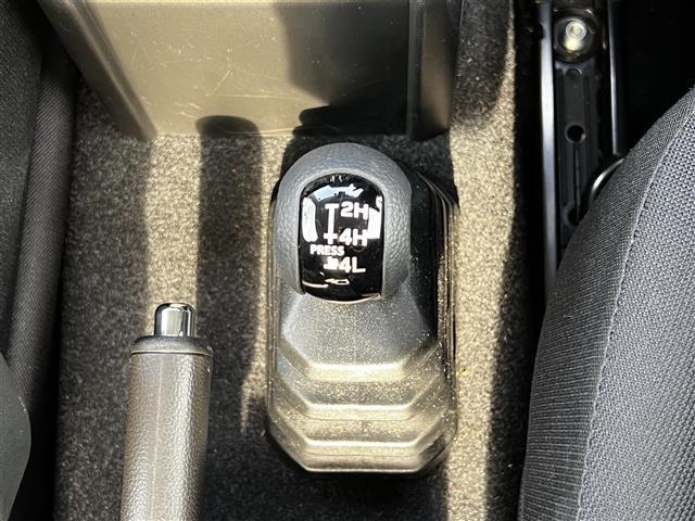 ジムニー ＸＣ　社外メモリーナビ　衝突被害軽減ブレーキ　横滑り防止装置　クルーズコントロール　ダウンヒルアシストコントロール　レーンキープアシスト　クリアランスソナー　バックカメラ　ＥＴＣ　ドライブレコーダー（26枚目）