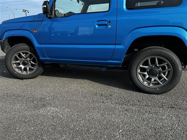 ジムニー ＸＣ　社外メモリーナビ　衝突被害軽減ブレーキ　横滑り防止装置　クルーズコントロール　ダウンヒルアシストコントロール　レーンキープアシスト　クリアランスソナー　バックカメラ　ＥＴＣ　ドライブレコーダー（36枚目）