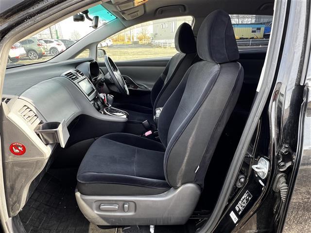 マークＸジオ ２４０Ｇ　純正ＨＤＤナビ　横滑り防止装置　バックカメラ　ＥＴＣ　ドライブレコーダー　前席パワーシート　革巻きステアリング　ステアリングリモコン　ＭＴモード付ＡＴ　プッシュスタート　キセノンヘッドライト（11枚目）