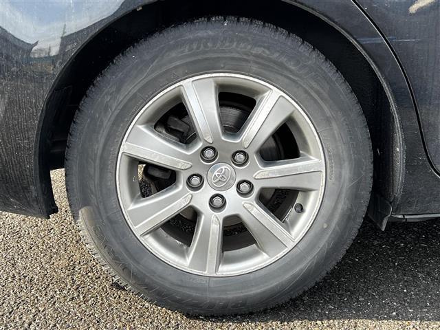 マークＸジオ ２４０Ｇ　純正ＨＤＤナビ　横滑り防止装置　バックカメラ　ＥＴＣ　ドライブレコーダー　前席パワーシート　革巻きステアリング　ステアリングリモコン　ＭＴモード付ＡＴ　プッシュスタート　キセノンヘッドライト（40枚目）