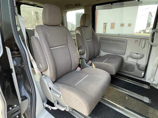 ステップワゴン G ホンダセンシング ワンオーナー 社外メモリーナビ 社外フリップダウンモニター 衝突被害軽減ブレーキ 横滑り防止装置 レーダークルーズコントロール レーンキープアシスト クリアランスソナー バックカメラ ビルトインETC(10枚目)