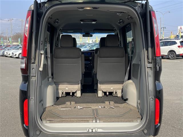 ステップワゴン G ホンダセンシング ワンオーナー 社外メモリーナビ 社外フリップダウンモニター 衝突被害軽減ブレーキ 横滑り防止装置 レーダークルーズコントロール レーンキープアシスト クリアランスソナー バックカメラ ビルトインETC(17枚目)