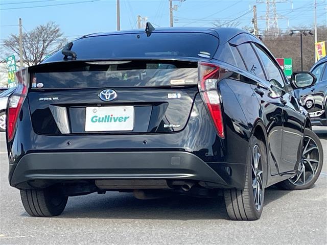 プリウス Sセーフティプラス ワンオーナー 寒冷地仕様 純正ディーラーOPナビ トヨタセーフティセンス プリクラッシュセーフティ 横滑り防止装置 レーダークルーズコントロール レーンキープアシスト パーキングアシスト バックカメラ(7枚目)