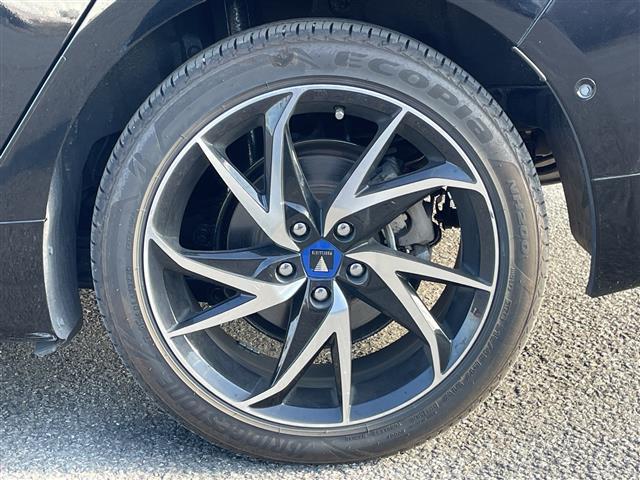 プリウス Sセーフティプラス ワンオーナー 寒冷地仕様 純正ディーラーOPナビ トヨタセーフティセンス プリクラッシュセーフティ 横滑り防止装置 レーダークルーズコントロール レーンキープアシスト パーキングアシスト バックカメラ(39枚目)