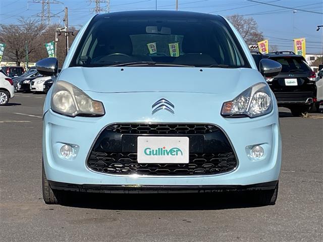 Ｃ３ ベースグレード　純正オーディオ　横滑り防止装置　クルーズコントロール　ＥＴＣ　ＳＰＯＲＴＭＯＤＥ　ＳＮＯＷＭＯＤＥ　ＭＴモード付ＡＴ　リモコンキー　ハロゲンヘッドライト　フォグランプ　ヘッドライトレベライザー（2枚目）