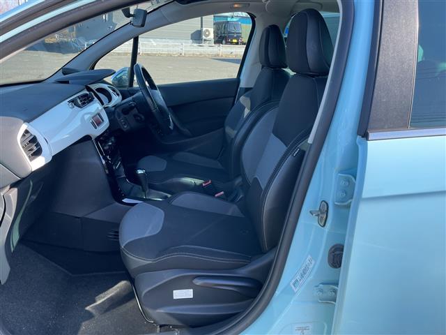 Ｃ３ ベースグレード　純正オーディオ　横滑り防止装置　クルーズコントロール　ＥＴＣ　ＳＰＯＲＴＭＯＤＥ　ＳＮＯＷＭＯＤＥ　ＭＴモード付ＡＴ　リモコンキー　ハロゲンヘッドライト　フォグランプ　ヘッドライトレベライザー（11枚目）