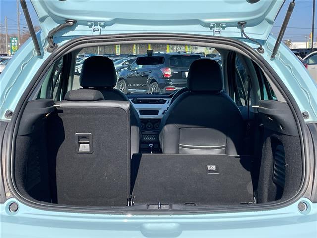 Ｃ３ ベースグレード　純正オーディオ　横滑り防止装置　クルーズコントロール　ＥＴＣ　ＳＰＯＲＴＭＯＤＥ　ＳＮＯＷＭＯＤＥ　ＭＴモード付ＡＴ　リモコンキー　ハロゲンヘッドライト　フォグランプ　ヘッドライトレベライザー（14枚目）