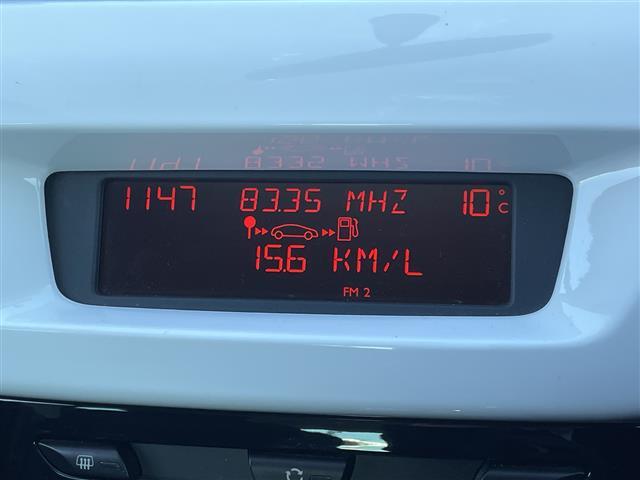 Ｃ３ ベースグレード　純正オーディオ　横滑り防止装置　クルーズコントロール　ＥＴＣ　ＳＰＯＲＴＭＯＤＥ　ＳＮＯＷＭＯＤＥ　ＭＴモード付ＡＴ　リモコンキー　ハロゲンヘッドライト　フォグランプ　ヘッドライトレベライザー（17枚目）