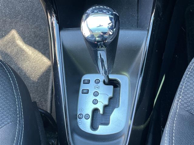 Ｃ３ ベースグレード　純正オーディオ　横滑り防止装置　クルーズコントロール　ＥＴＣ　ＳＰＯＲＴＭＯＤＥ　ＳＮＯＷＭＯＤＥ　ＭＴモード付ＡＴ　リモコンキー　ハロゲンヘッドライト　フォグランプ　ヘッドライトレベライザー（19枚目）