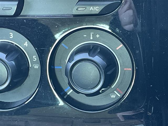 Ｃ３ ベースグレード　純正オーディオ　横滑り防止装置　クルーズコントロール　ＥＴＣ　ＳＰＯＲＴＭＯＤＥ　ＳＮＯＷＭＯＤＥ　ＭＴモード付ＡＴ　リモコンキー　ハロゲンヘッドライト　フォグランプ　ヘッドライトレベライザー（24枚目）