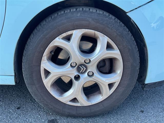 Ｃ３ ベースグレード　純正オーディオ　横滑り防止装置　クルーズコントロール　ＥＴＣ　ＳＰＯＲＴＭＯＤＥ　ＳＮＯＷＭＯＤＥ　ＭＴモード付ＡＴ　リモコンキー　ハロゲンヘッドライト　フォグランプ　ヘッドライトレベライザー（38枚目）