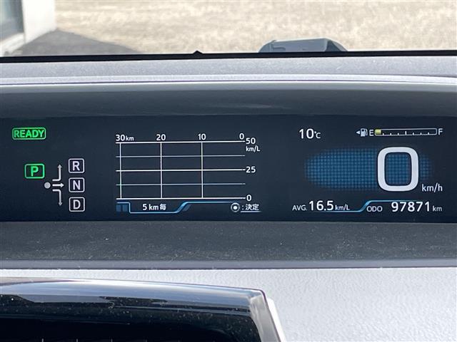 プリウス S 寒冷地仕様 純正ディーラーOPナビ 横滑り防止装置 クリアランスソナー パーキングアシスト バックカメラ ビルトインETC ドライブレコーダー EVMODE DRIVEMODE切替 ワイパーデアイサー(16枚目)