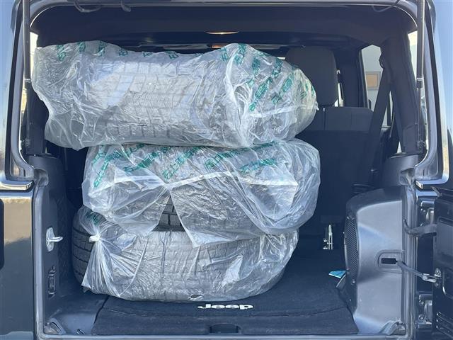 ジープ・ラングラーアンリミテッド サハラ（14枚目）