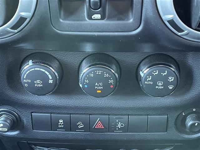 ジープ・ラングラーアンリミテッド サハラ（22枚目）