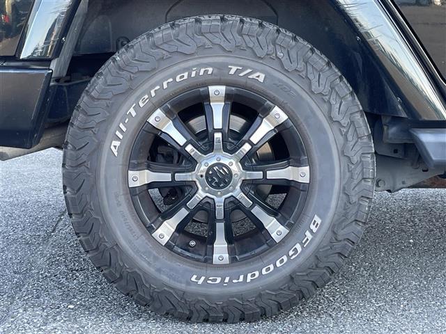 ジープ・ラングラーアンリミテッド サハラ（40枚目）