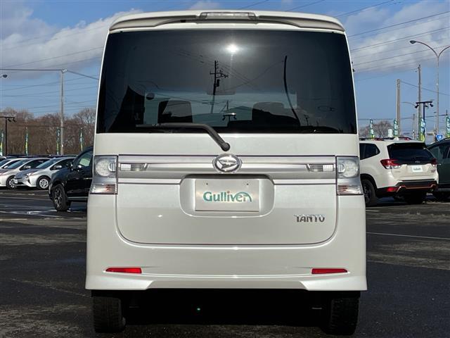 タント カスタムＬ　ワンオーナー　純正ＳＤナビ　ＥＴＣ　アイドリングストップ　片側スライドドア　スマートキー　キセノンヘッドライト　フォグランプ　電動格納ミラー　ウィンカーミラー　純正フロアマット　ドアバイザー（3枚目）