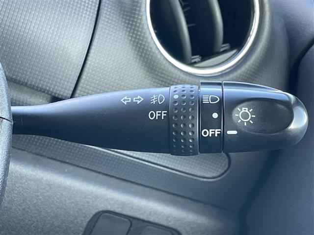 タント カスタムＬ　ワンオーナー　純正ＳＤナビ　ＥＴＣ　アイドリングストップ　片側スライドドア　スマートキー　キセノンヘッドライト　フォグランプ　電動格納ミラー　ウィンカーミラー　純正フロアマット　ドアバイザー（27枚目）