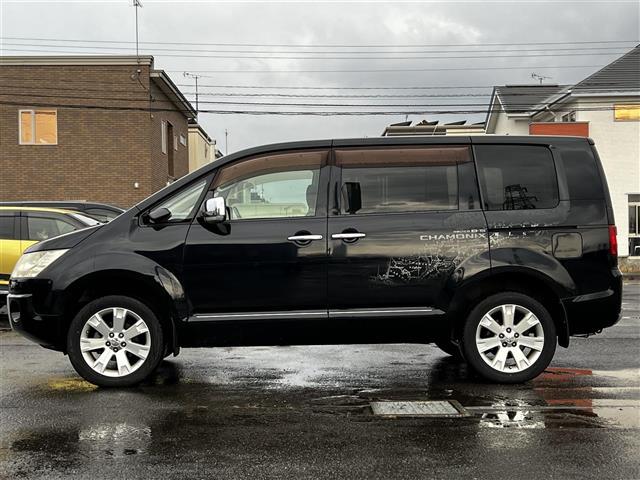 デリカD:5 シャモニー 純正HDDナビ バックカメラ ビルトインETC 両側パワースライドドア D席パワーシート 前席シートヒーター 革巻きウッドコンビステアリング ステアリングリモコン パドルシフト MTモード付AT(5枚目)