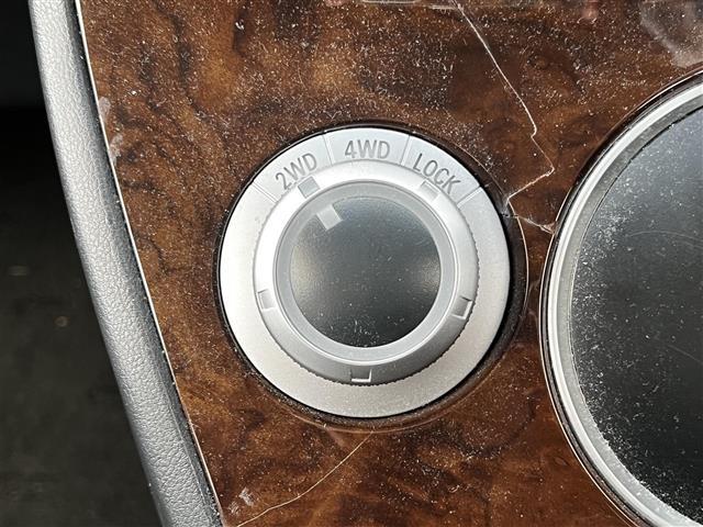 デリカD:5 シャモニー 純正HDDナビ バックカメラ ビルトインETC 両側パワースライドドア D席パワーシート 前席シートヒーター 革巻きウッドコンビステアリング ステアリングリモコン パドルシフト MTモード付AT(28枚目)