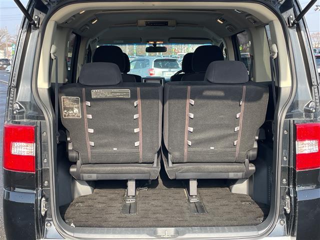 デリカＤ：５ シャモニー　純正ディーラーＯＰナビ　横滑り防止装置　クルーズコントロール　バック／サイド／フロントカメラ　ビルトインＥＴＣ　ＡＳＣ　両側パワースライドドア　前席シートヒーター　革巻きステアリング　ステリモ　ＨＩＤ（15枚目）