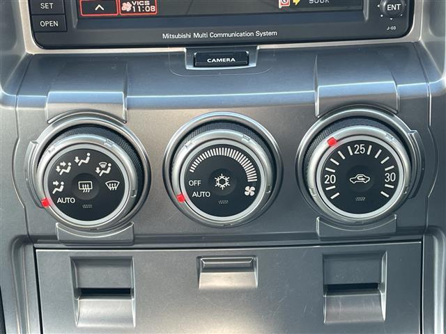 デリカＤ：５ シャモニー　純正ディーラーＯＰナビ　横滑り防止装置　クルーズコントロール　バック／サイド／フロントカメラ　ビルトインＥＴＣ　ＡＳＣ　両側パワースライドドア　前席シートヒーター　革巻きステアリング　ステリモ　ＨＩＤ（22枚目）