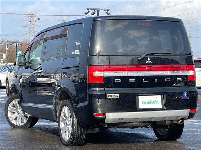 デリカＤ：５ シャモニー　純正ディーラーＯＰナビ　横滑り防止装置　クルーズコントロール　バック／サイド／フロントカメラ　ビルトインＥＴＣ　ＡＳＣ　両側パワースライドドア　前席シートヒーター　革巻きステアリング　ステリモ　ＨＩＤ（43枚目）