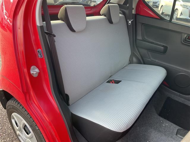 アルト Ｓ　社外メモリーナビ　横滑り防止装置　バックカメラ　ＥＴＣ　アイドリングストップ　前席シートヒーター　リモコンキー　キセノンヘッドライト　ヘッドライトレベライザー　電動格納ミラー　ヒーテッドドアミラー（10枚目）