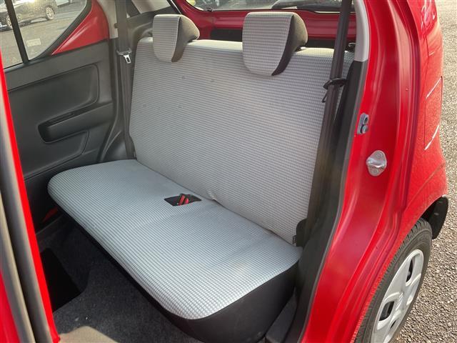 アルト Ｓ　社外メモリーナビ　横滑り防止装置　バックカメラ　ＥＴＣ　アイドリングストップ　前席シートヒーター　リモコンキー　キセノンヘッドライト　ヘッドライトレベライザー　電動格納ミラー　ヒーテッドドアミラー（12枚目）