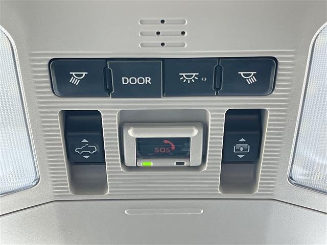 RAV4 ハイブリッドG 4WD ワンオーナー サンルーフ 純正ナビ パノラミックビューモニター ワイパーデアイサー 革巻きステアリング ステアリングスイッチ レーダークルーズコントロール LED フォグランプ(29枚目)